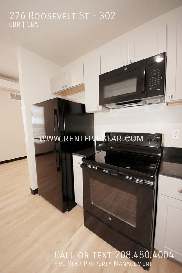 Building Photo - NEW Studio Apartment Available at Gardner ...