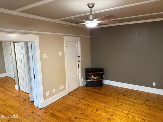 Building Photo - 24-26-26 Penrose Ave