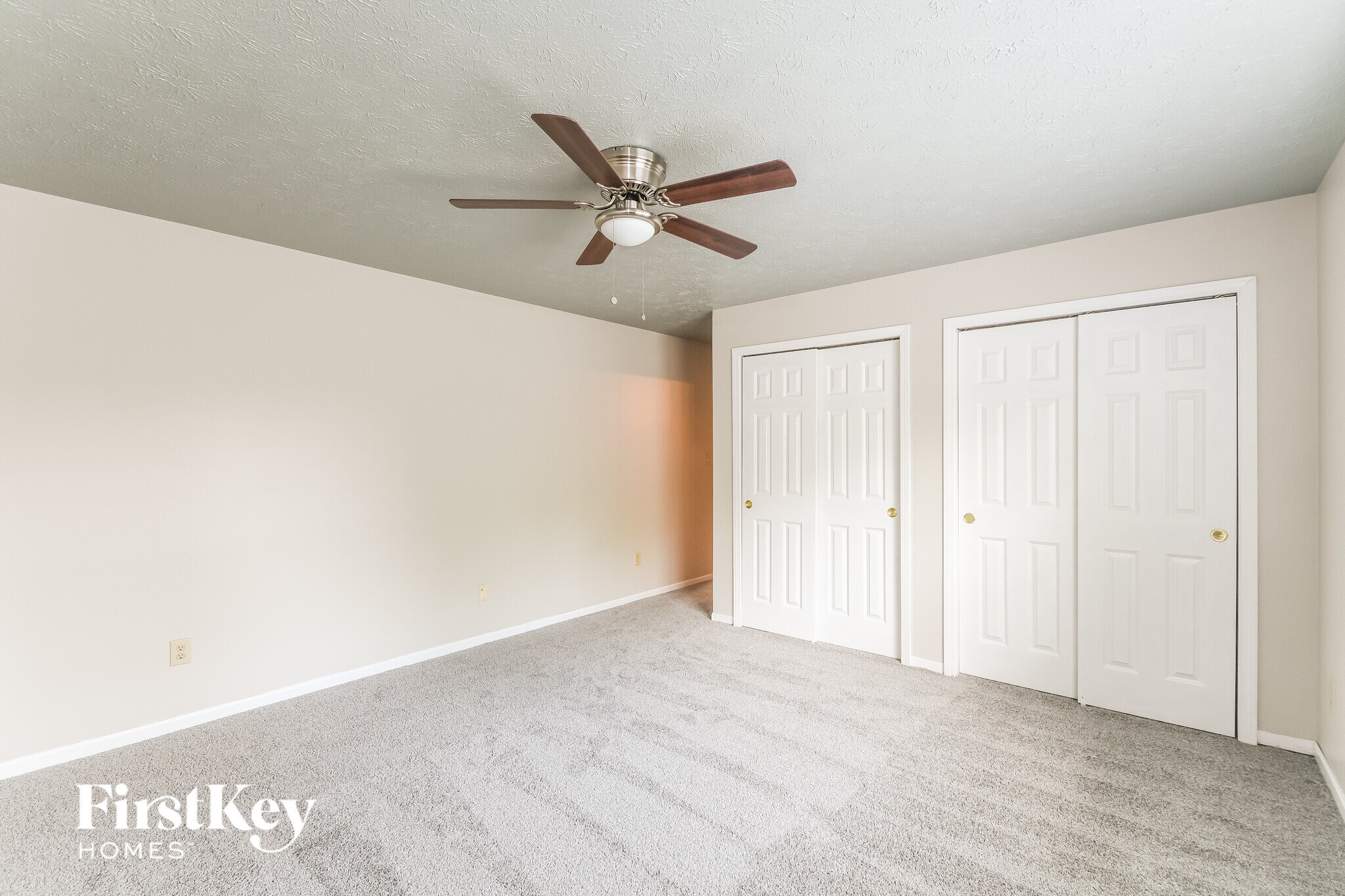 Building Photo - 5815 Victory Ave