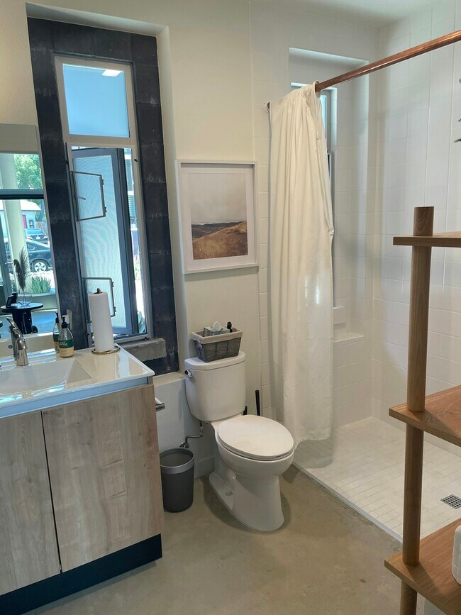 Building Photo - 3586 Adams Ave