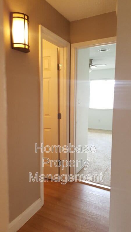 Building Photo - 5210 Hickory Ave