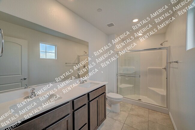 Building Photo - 374 Quail Finch Dr