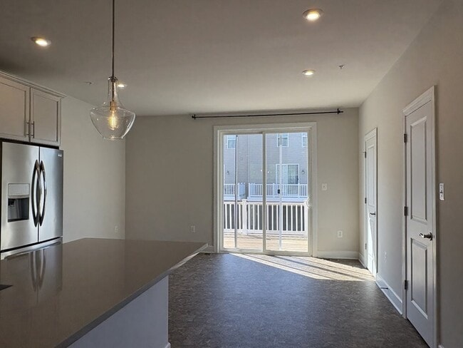 Building Photo - 116 Albany Pl