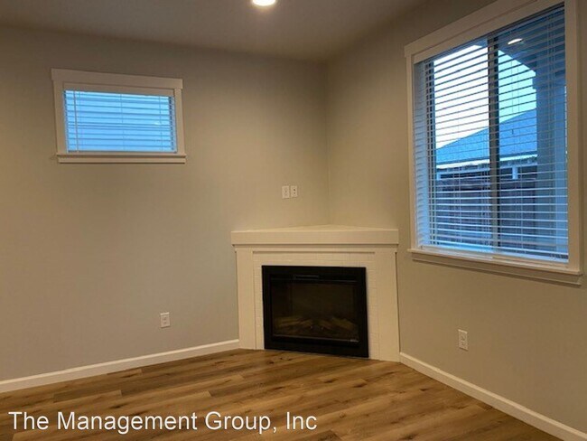 Building Photo - 3 br, 2.5 bath House - 5613 NE 58th Way