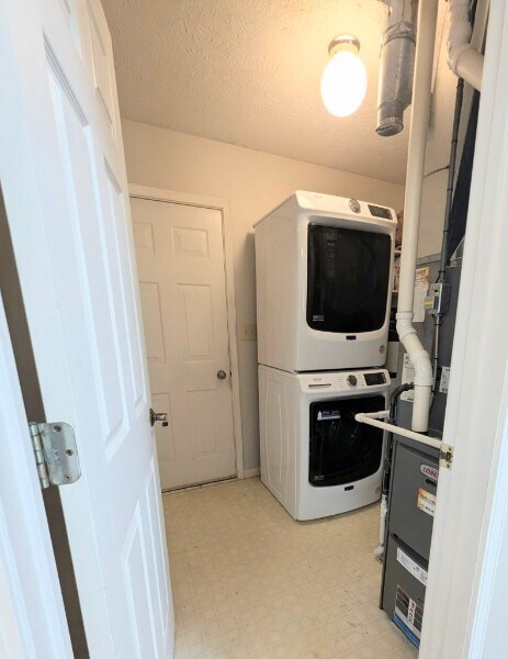 Building Photo - 278 Longfellow Ln