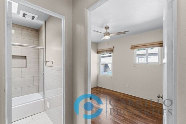 Building Photo - 5425 Adams Ave