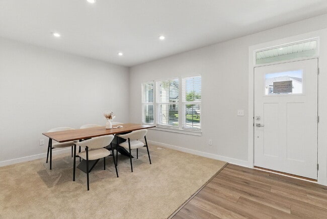 Building Photo - Luxury 5-Bed, 4-Bath Greenville Home in Amenity-Packed Riverstone!