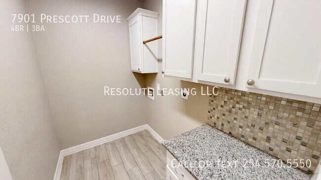 Building Photo - 7901 Prescott Dr