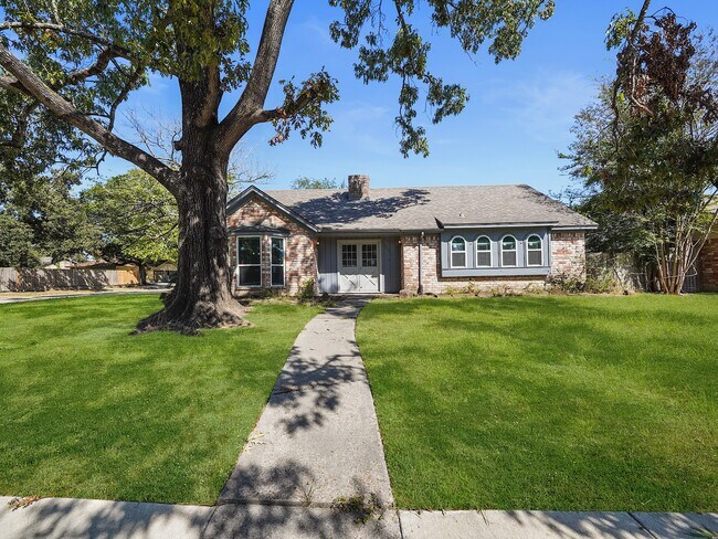 Primary Photo - 29414 Stapleford St