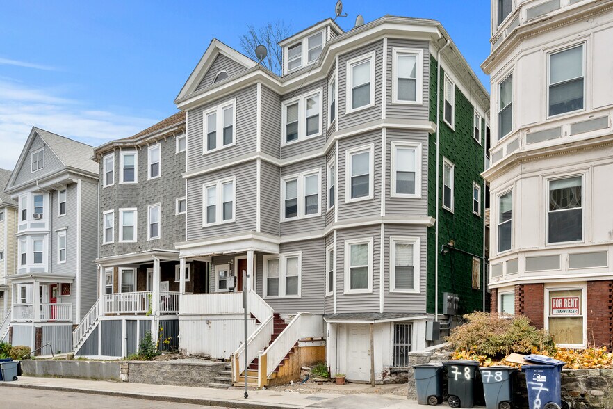 Building Photo - 78 Hillside St