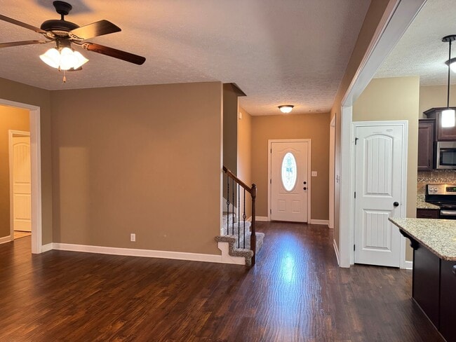 Building Photo - Crosswinds Subdivision! Beautiful 2 Story ...