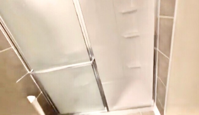 Building Photo - ***Renovated 3 Bedroom Ranch*Near Casino & Naval Hospital & Shipyard