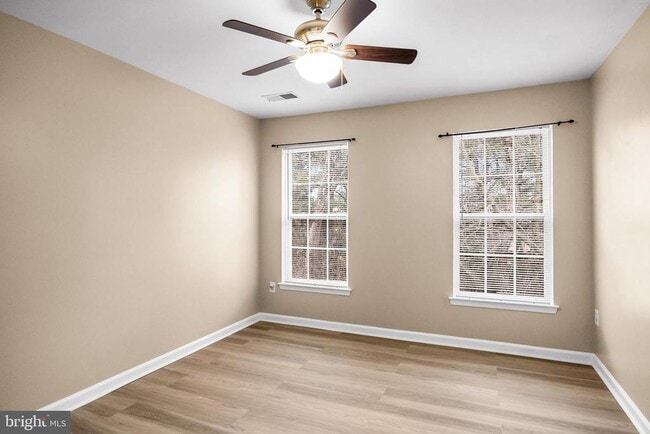 Building Photo - 81 Sassafras Dr