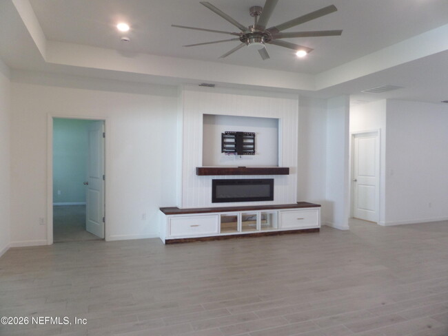 Building Photo - 1495 Huntley Holw Dr