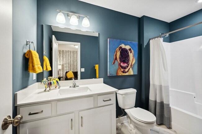 Building Photo - Brand New Townhome - Be the first to live here!