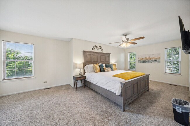 Building Photo - 4609 Metcalf Ct