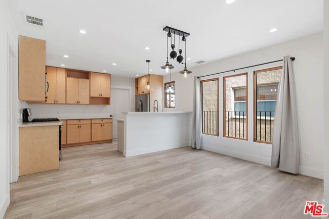 Building Photo - 8575 Horner St