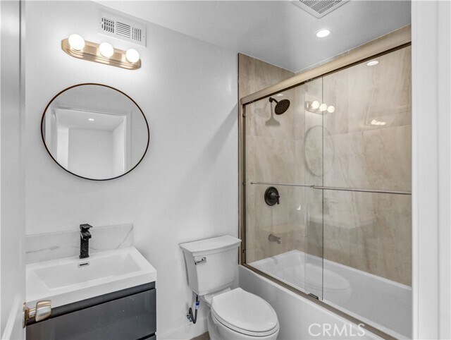 Building Photo - 1231 S Rowan Ave