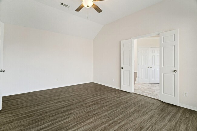 Building Photo - 4149 Creekmeadow Dr