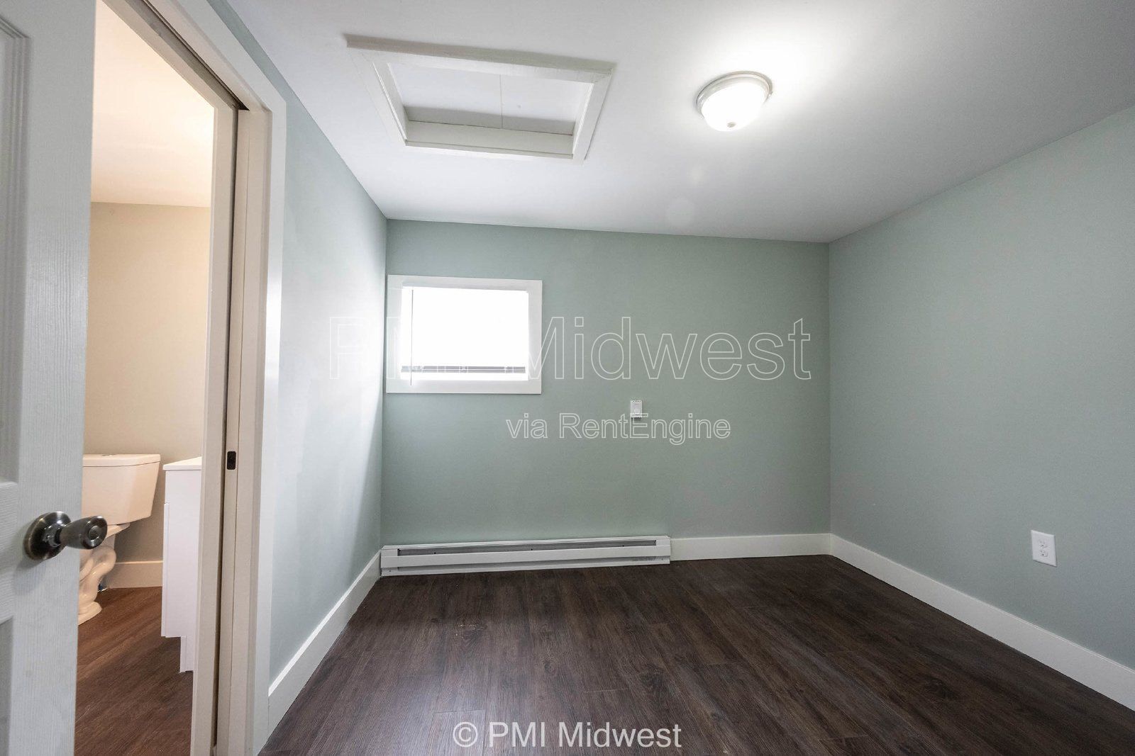 Building Photo - 238.5 N Beville Ave