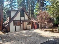 Building Photo - Sunset Drive Classic Cabin