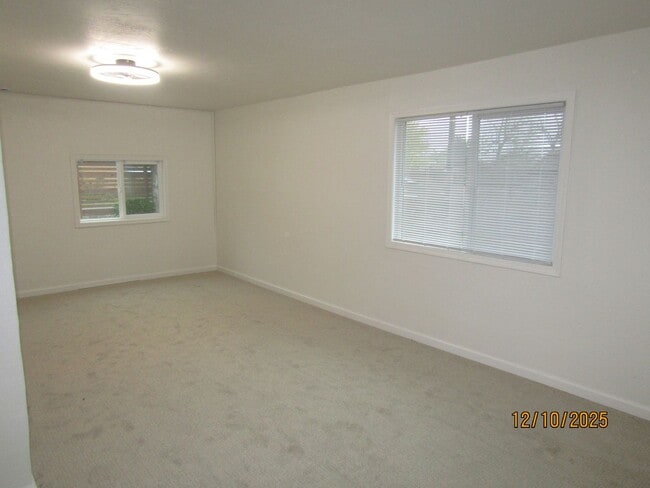 Building Photo - Very Rare 2 Bedroom House on a large lot with separate bonus unit!