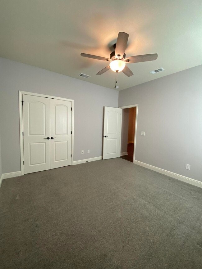 Building Photo - 3909 Fielding Ct