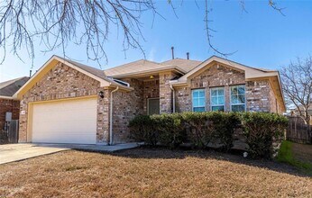 Building Photo - 249 Ashwood N