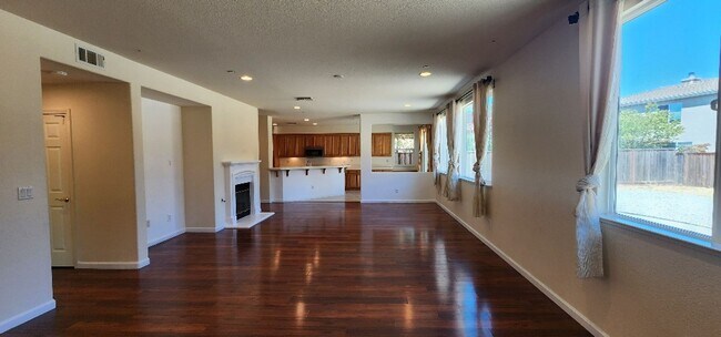Building Photo - Welcome to American Canyon!! Beautiful Lar...