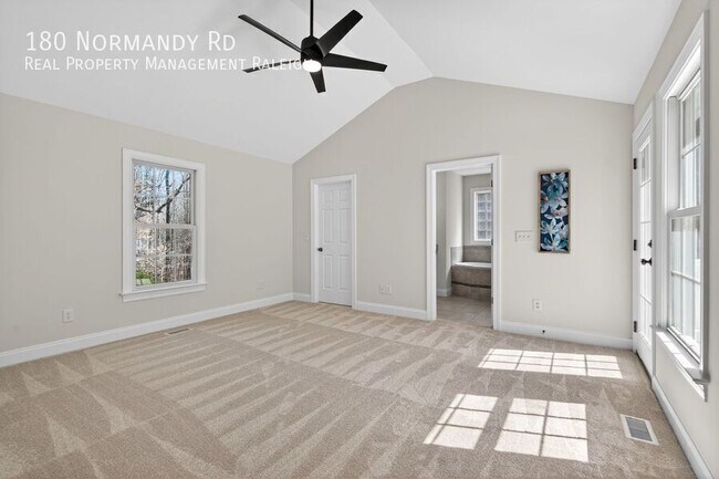 Building Photo - 180 Normandy Rd