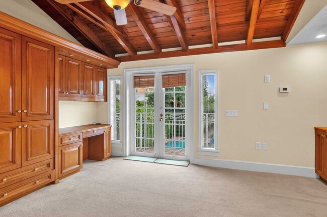 Building Photo - PENDING