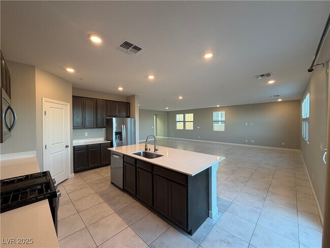 Building Photo - 2617 Gallarate Dr