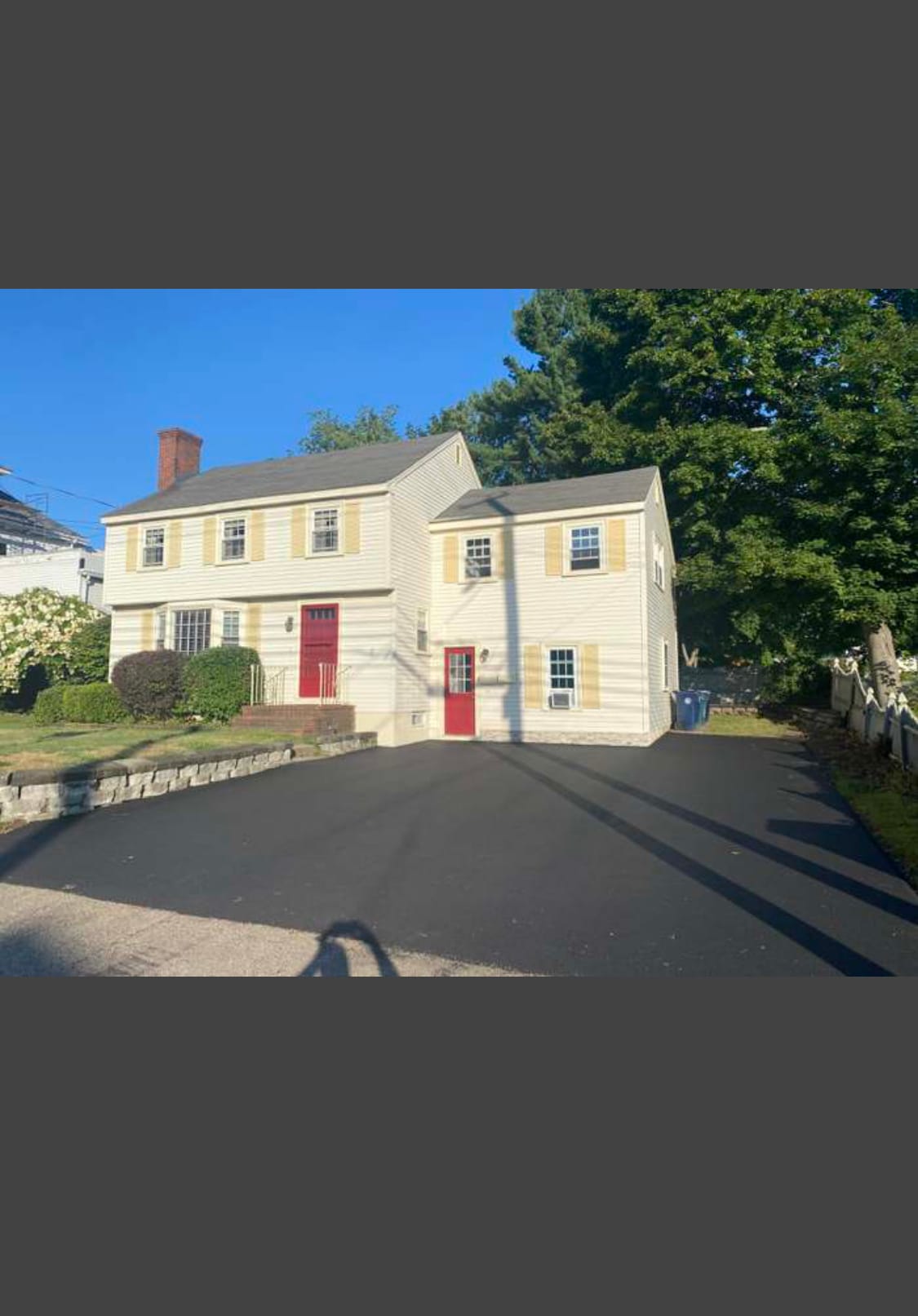 Building Photo - 324 Elm St