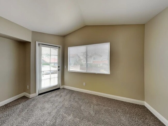 Building Photo - 1850 Golden Spike Dr