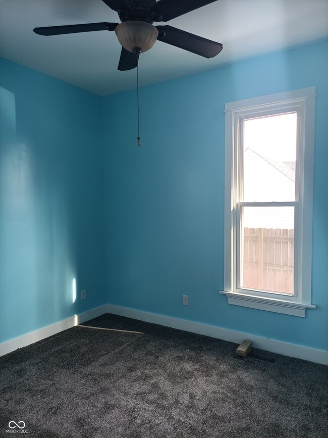 Building Photo - 404 W North St