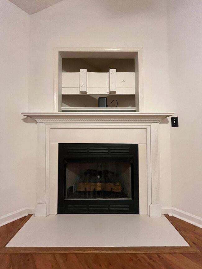 Building Photo - 107 Vanessa Dr