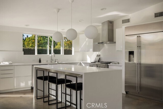 Building Photo - 2015 Irvine Ave