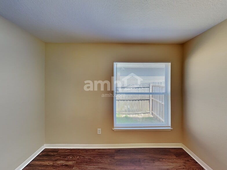 Building Photo - 11514 Pineloch Loop