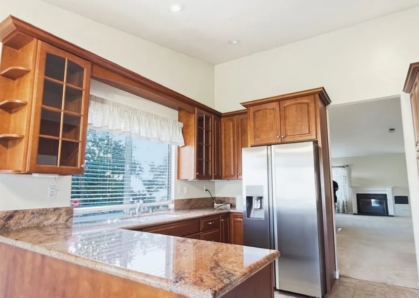 Building Photo - 10665 Cherry Hills Dr