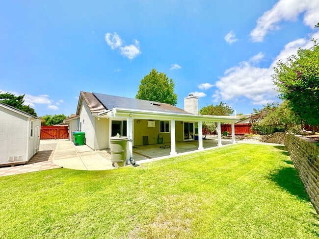 Building Photo - Wonderful Single-Story Home on Spacious Corner Lot with Privately Fenced Yard Space & Attached-Tw...