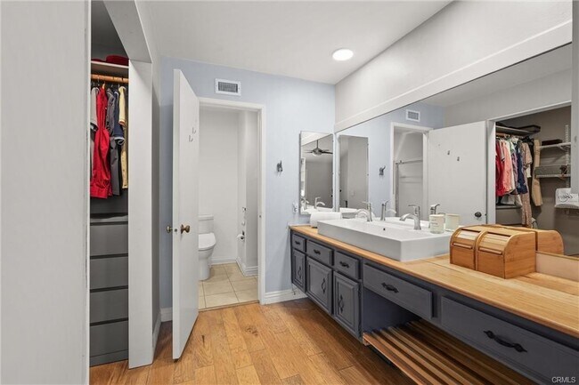 Building Photo - 28137 Ridgepoint Ct