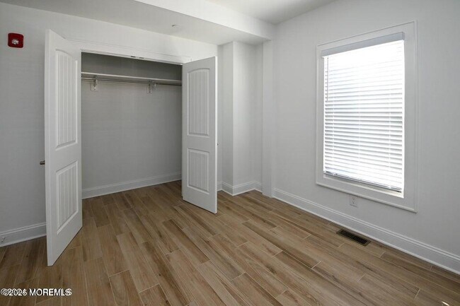 Building Photo - 206 NJ-71