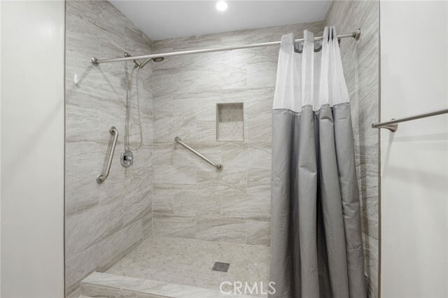 Building Photo - 612 N 4th St