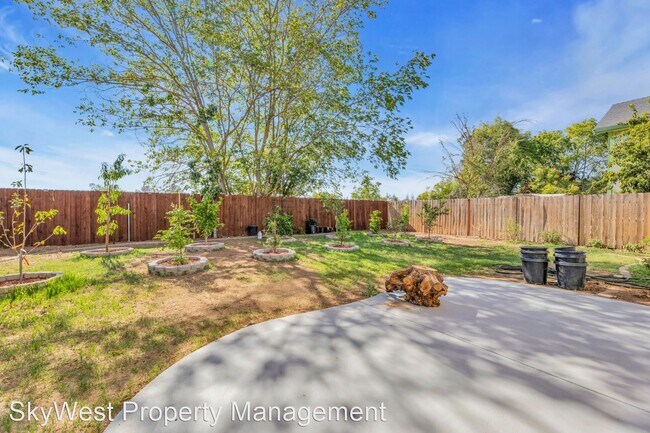 Building Photo - 4 br, 3 bath House - 8248 Exbourne Cir - 8...