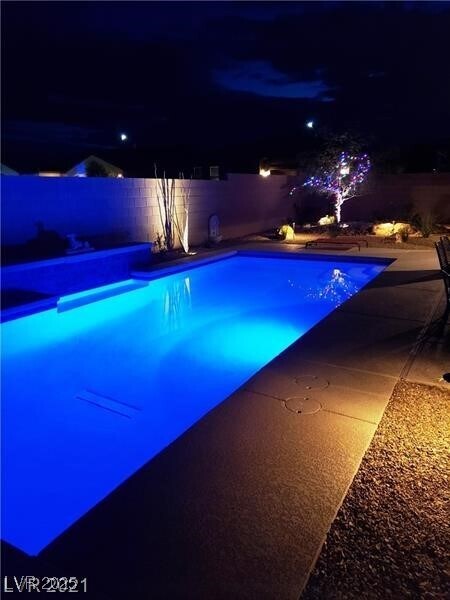 Building Photo - 1062 N Water St