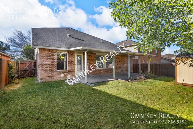 Building Photo - 1829 Foxfield Way
