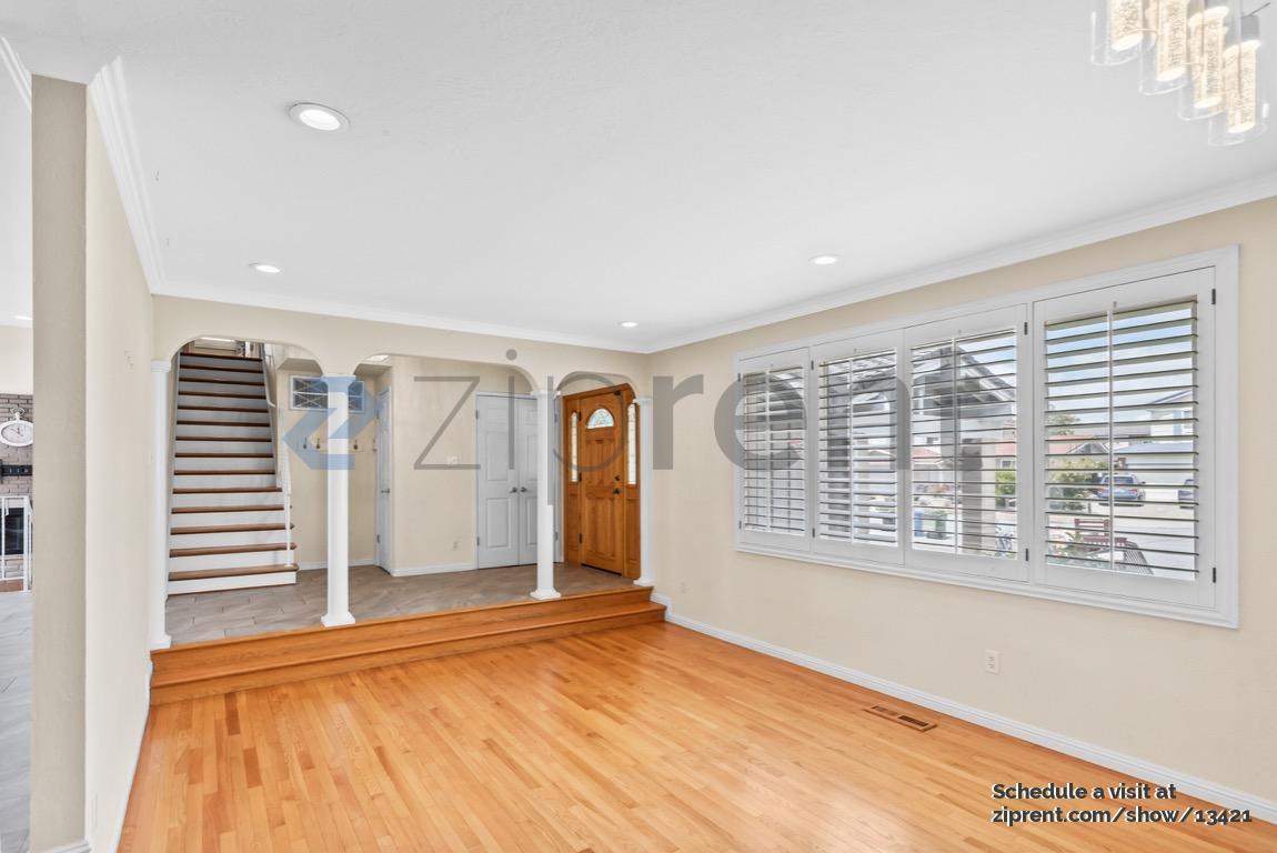 Building Photo - 5016 Wembley Ct