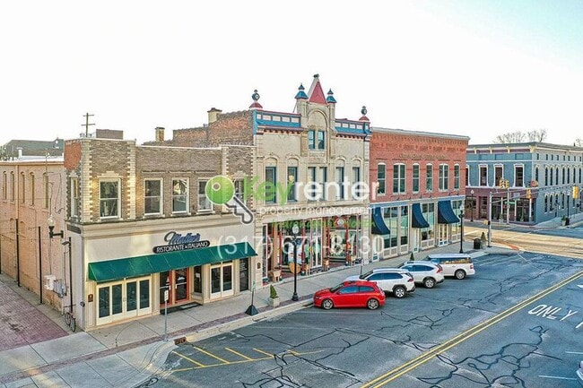 Building Photo - 1445 North St