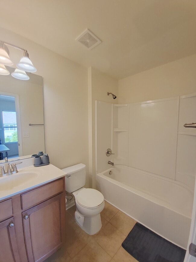 Building Photo - 2919 Berkeley Springs Pl