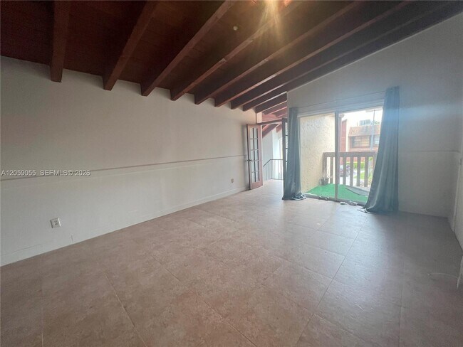 Building Photo - 6211 SW 116th Pl